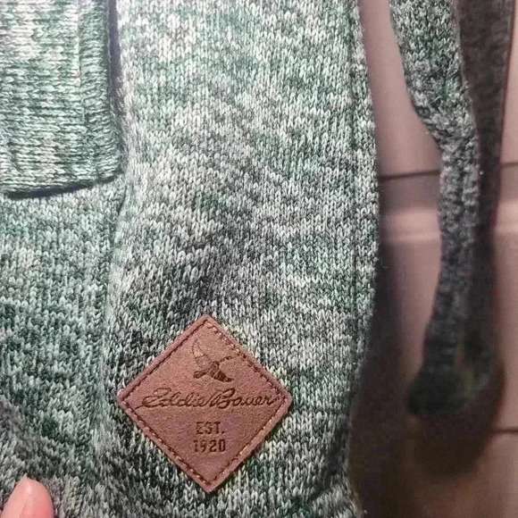 Eddie Bouer woman size XS with hood and elbow pads - Picture 3 of 8